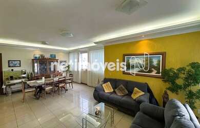 Imagem: O apartamento possui 4 Dormitórios, 5 Banheiros, 3 Vagas na