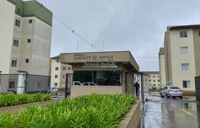 Imagem: O apartamento possui 3 Dormitórios, 1 Banheiro, 1 Vaga na garagem