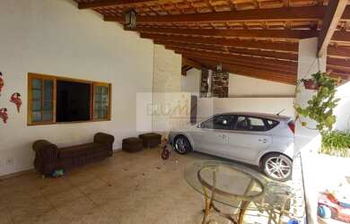 Imagem: A casa em condomínio possui 2 Dormitórios, 3 Banheiros, 169m²