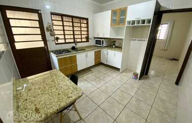 Imagem 3: Casa com 3 dormitórios - venda por R$ 270.000,00 ou aluguel por R$ 1.400,00/mês...