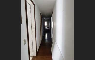 Imagem 7: Amplo apartamento em condomínio de luxo, com 3 vagas na escritura