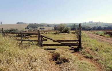 Imagem: A fazenda possui 130.000m² de Área e está localizado em