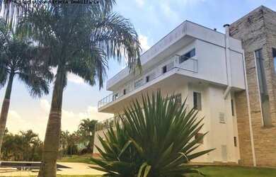 Imagem: A fazenda possui 800m² de Área e está localizado em Colinas