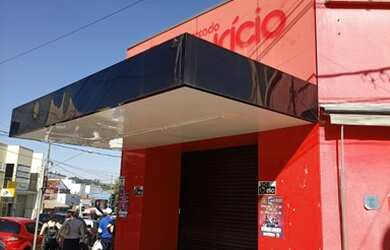 Imagem: O depósito possui 500m² de Área e está localizado em Centro