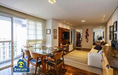 Imagem: O apartamento possui 2 Dormitórios, 2 Banheiros, 2 Vagas na