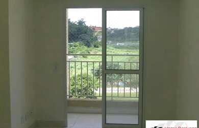 Imagem: O apartamento possui 3 Dormitórios, 1 Banheiro, 1 Vaga na garagem