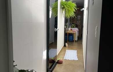 Imagem 5: Casa Venda. Piscina, Área de serviço, 250m² de Áreae2 Vagas na garagem