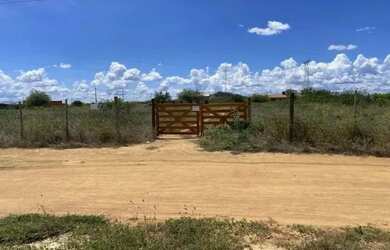 Imagem: A chácara possui 5.250m² de Área e está localizado em João