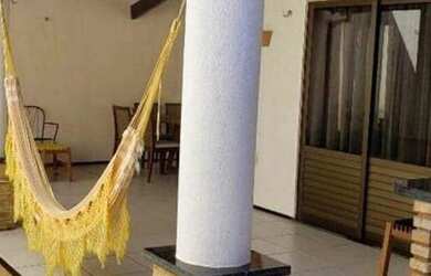 Imagem: A casa possui 3 Dormitórios, 3 Banheiros, 2 Vagas na garagem