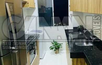 Imagem: O apartamento possui 2 Dormitórios, 1 Banheiro, 1 Vaga na garagem