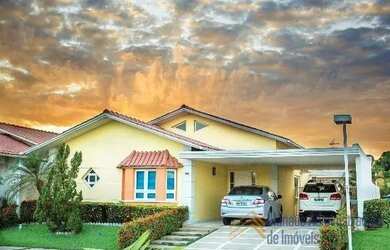 Imagem: A casa possui 4 Dormitórios, 4 Banheiros, 2 Vagas na garagem