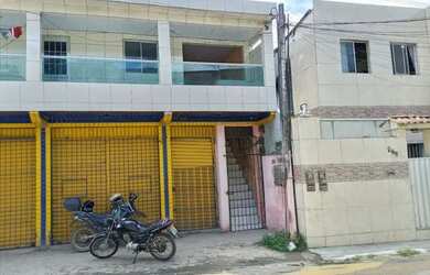 Imagem: O apartamento possui 2 Dormitórios, 1 Banheiro e está localizado