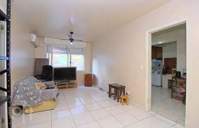 Imagem: O apartamento à venda possui 3 Dormitórios, 2 Banheiros, 2