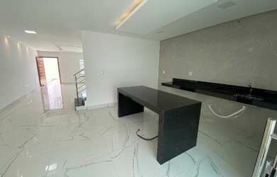 Imagem 4: Casa nova com fino acabemento e ambientes amplos no bairro Belvedere por apenas