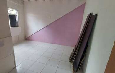 Imagem: A casa possui 1 Dormitório, 1 Banheiro e está localizado