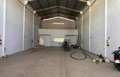 Imagem: O apartamento possui 1 Dormitório, 2 Banheiros, 1 Vaga na garagem