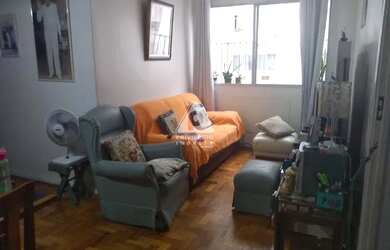 Imagem: O apartamento possui 3 Dormitórios, 1 Banheiro, 1 Vaga na garagem