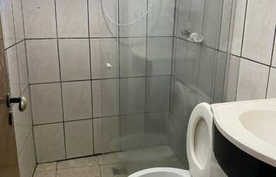 Imagem: O apartamento possui 2 Dormitórios, 1 Banheiro e está localizado