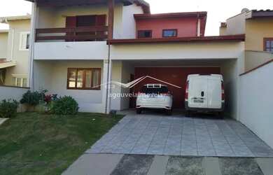 Imagem: A casa em condomínio possui 3 Dormitórios, 4 Banheiros, 4