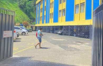 Imagem: O apartamento possui 3 Dormitórios, 1 Banheiro e 62m² de Área