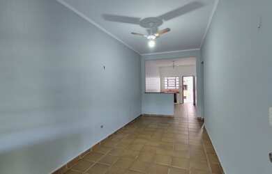 Imagem 3: Casa para venda tem 74 metros quadrados com 2 quartos em Balneario Itaguai...