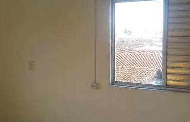 Imagem: A casa possui 1 Dormitório, 1 Banheiro e 36m² de Área e está