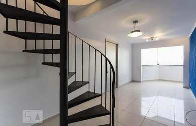 Imagem: O apartamento na cobertura possui 2 Dormitórios, 2 Banheiros