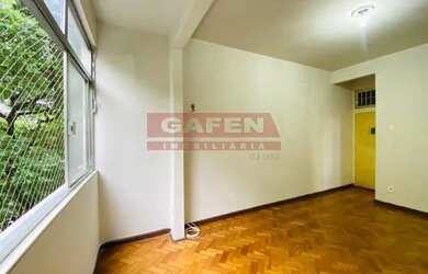 Imagem: O apartamento possui 2 Dormitórios, 2 Banheiros, 70m² de Área