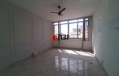 Imagem: O depósito possui 19m² de Área e está localizado em Centro