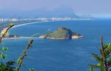 Imagem: O apartamento possui 1 Dormitório, 1 Banheiro, 35m² de Área