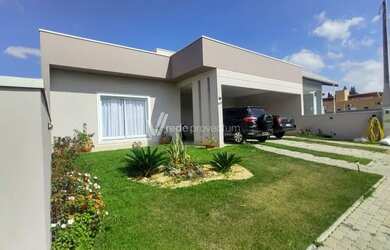 Imagem: A casa em condomínio possui 2 Dormitórios, 3 Banheiros, 2