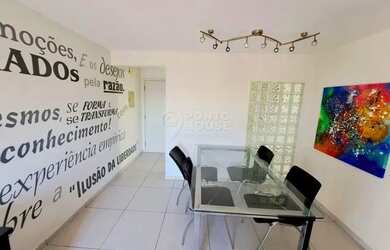 Imagem: O apartamento possui 1 Dormitório, 1 Banheiro, 1 Vaga na garagem