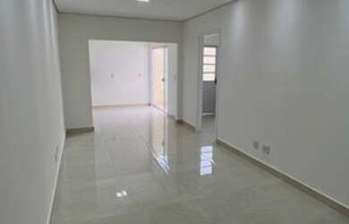 Imagem: A casa em condomínio possui 3 Dormitórios, 2 Banheiros, 2