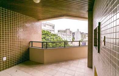 Imagem: O apartamento à venda possui 2 Dormitórios, 2 Banheiros, 1