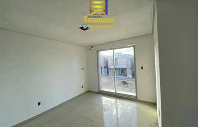 Imagem: A casa em condomínio possui 3 Dormitórios, 2 Banheiros, 2