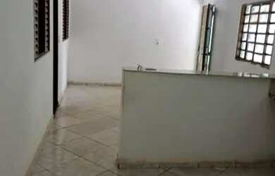 Imagem 4: Aluga-se casa. Varanda, 2 Vagas na garageme3 Dormitórios