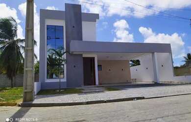 Imagem: A casa em condomínio possui 3 Dormitórios, 2 Banheiros, 4