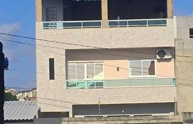 Imagem: A casa possui 2 Dormitórios, 2 Banheiros, 1 Vaga na garagem