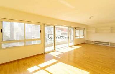 Imagem: O apartamento possui 3 Dormitórios, 3 Banheiros, 3 Vagas na