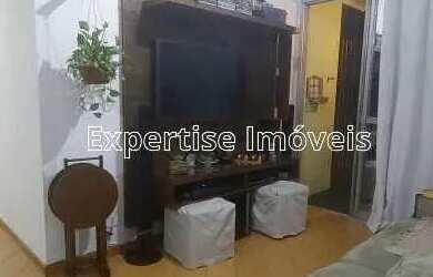 Imagem: O apartamento possui 3 Dormitórios, 1 Banheiro, 1 Vaga na garagem