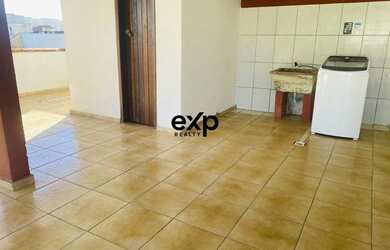 Imagem 4: Sobrado de esquina a venda na Praia de Itapoá, Santa Catarina