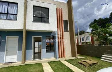 Imagem: A casa possui 2 Dormitórios, 1 Banheiro, 1 Vaga na garagem