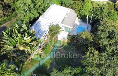 Imagem 4: Casa com 5 quartos e piscina e sauna