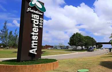 Imagem: O terreno possui 401m² de Área e está localizado em Jardins