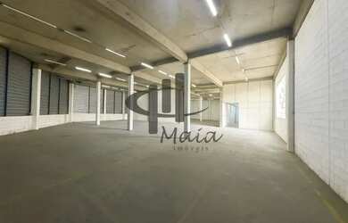 Imagem: O depósito possui 800m² de Área e está localizado em Lapa