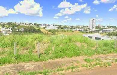 Imagem: O terreno possui 900m² de Área e está localizado em Vigilato