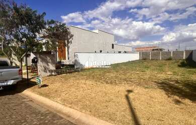 Imagem 4: Terreno em condomínio disponível para venda no bairro Jardim Botânico...