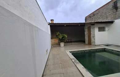 Imagem 13: Casa com piscina e 2 dormitórios à venda, 148 m² por R$ 450.000 - Residencial...
