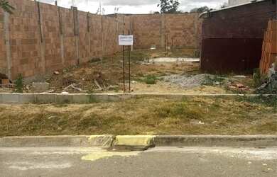 Imagem: O terreno possui 200m² de Área e está localizado em Jardim