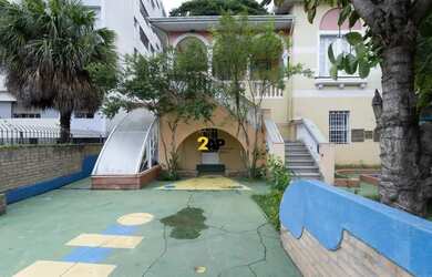 Imagem: O depósito possui 2 Vagas na garagem, 452m² de Área, Imóvel